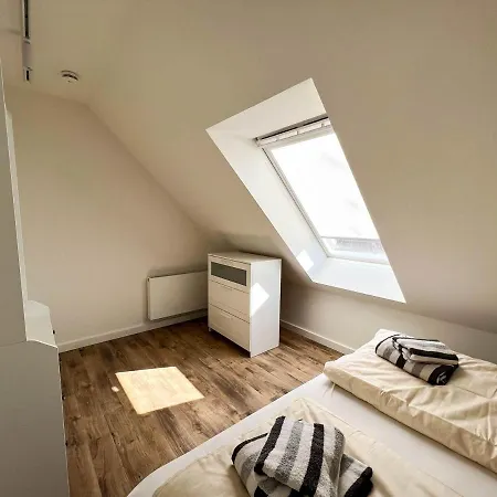 Kapitaenshaus-lassen-zimmer-columbus-suite ゲストハウス